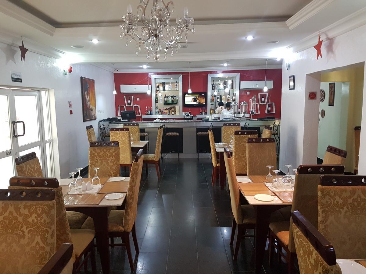 Adna Hotel Limited Лаґос Екстер'єр фото